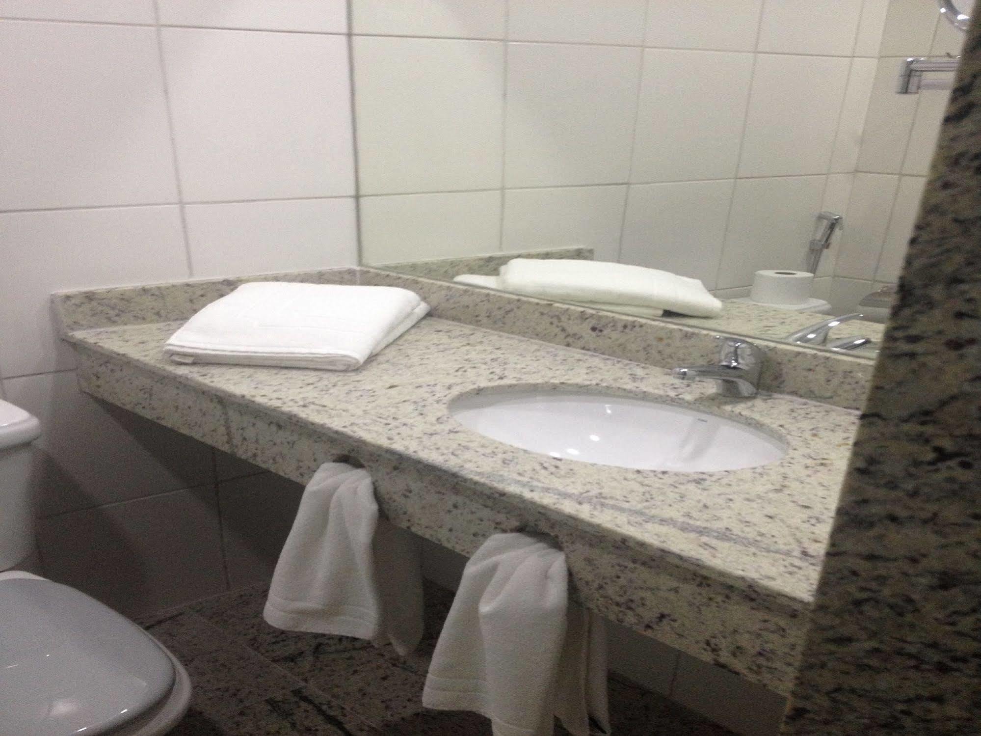 Golden Park Sorocaba Hotell Exteriör bild